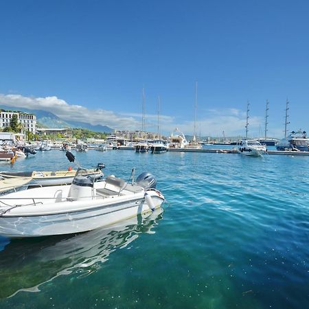 Trojanovic Apartments Tivat Exteriör bild